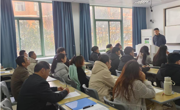 学院领导与学生共听开学第一课