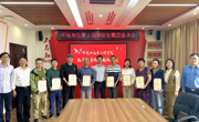 学院召开退休教师智囊团座谈会